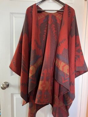 Rust & Brown Geometric Cape Coat - Women's Open Front Poncho